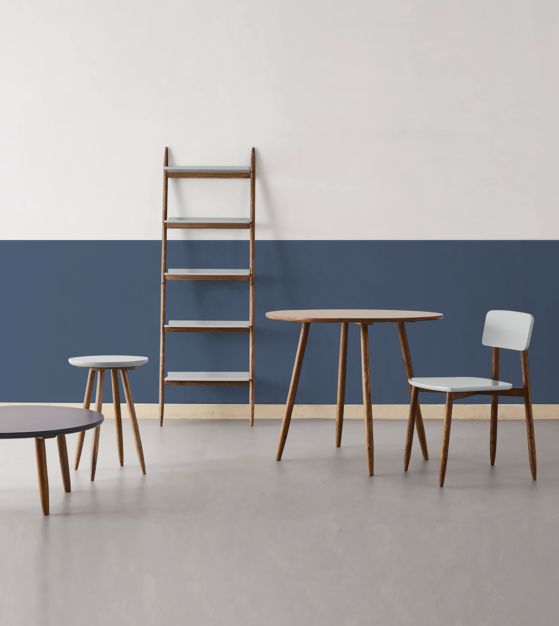 Southwark Contemporary Style Dining Table in Natural OakStained Mango