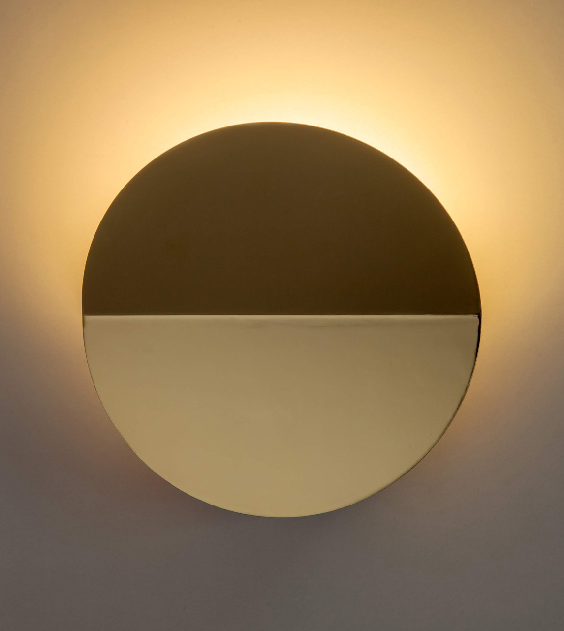 houseof Diffused Wall Light, Metal, Brass houseof Swoon