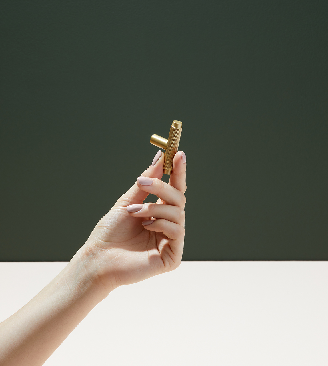 Plank Kepler, Knurled T Bar Handle, Brass Plank Swoon