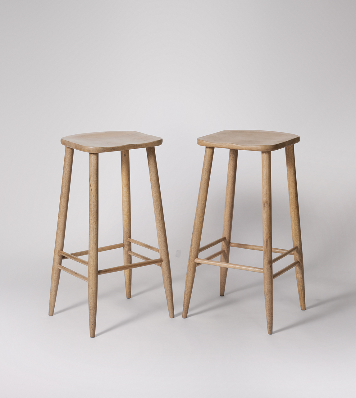 oak colored bar stools