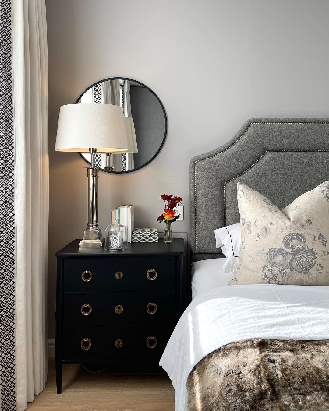 Black Bedroom Ideas for a Chic Look | Swoon